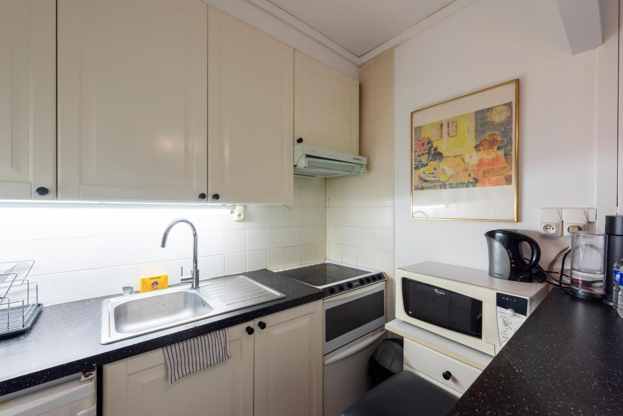Apartment A Montmartre Avec Terrasse Paris