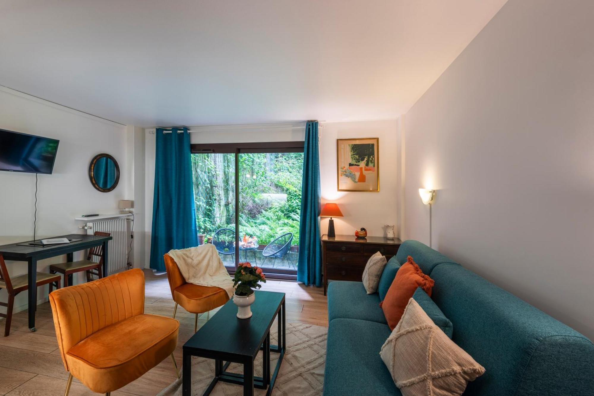 A Montmartre Avec Terrasse Apartment