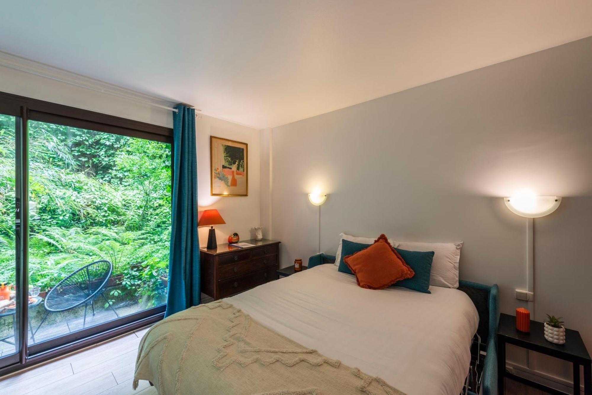 A Montmartre Avec Terrasse Apartment *